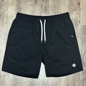 Vuori Kore 7" Lined Shorts Men's Size XL